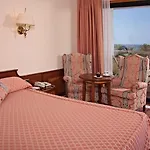 Hotel Serrano Palace