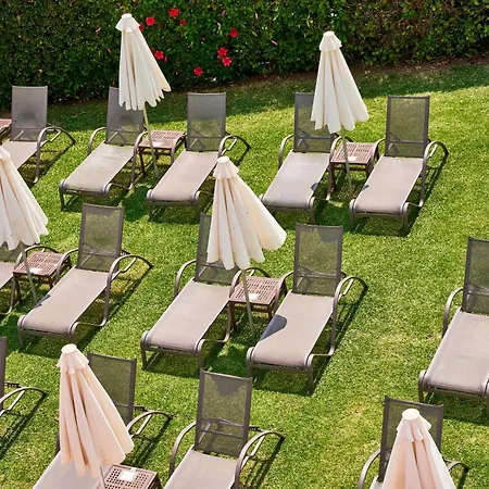 Serrano Palace カラ・ラトハダ