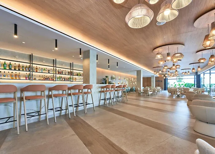 Serrano Palace カラ・ラトハダ