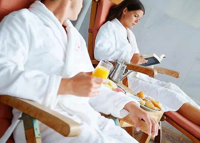 Serrano Palace ホテル