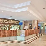 Serrano Palace فندق كالا راتخاذا
