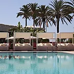 Serrano Palace