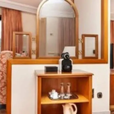 Serrano Palace Hotel 5*