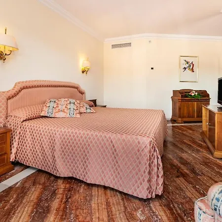 Serrano Palace 5* Кала Ратьяда