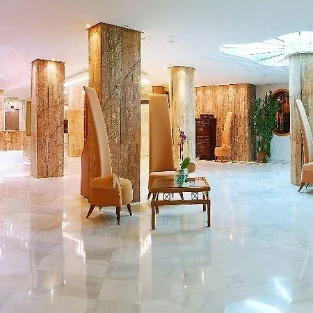 Hotel Serrano Palace