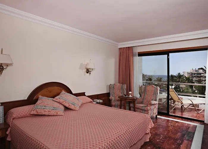 Serrano Palace Hotel