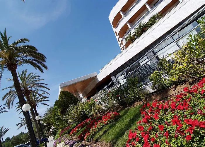 Hotel Serrano Palace