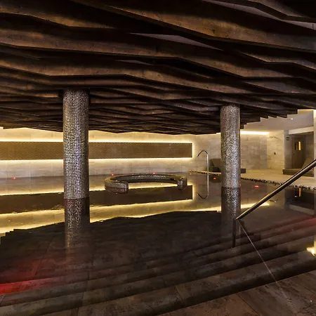 Serrano Palace 5*