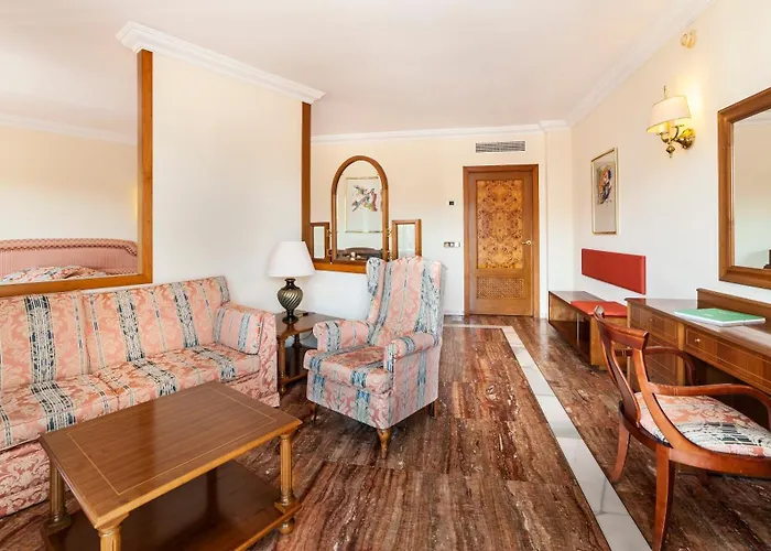 Hotel Serrano Palace 5*